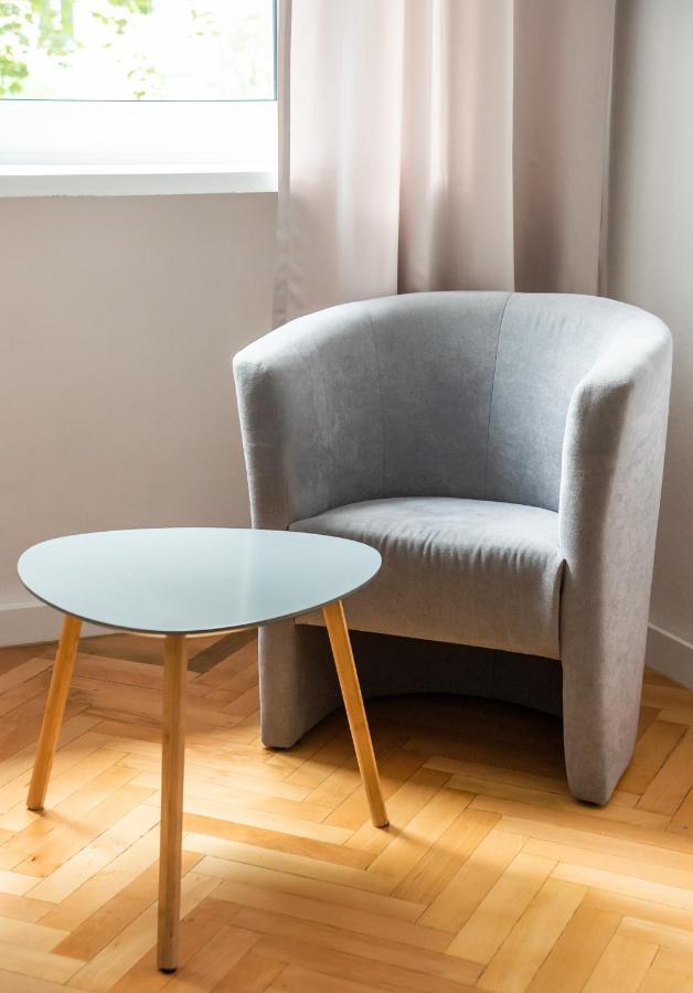 ורשה Plac Zbawiciela 3-Bedroom Apartment מראה חיצוני תמונה
